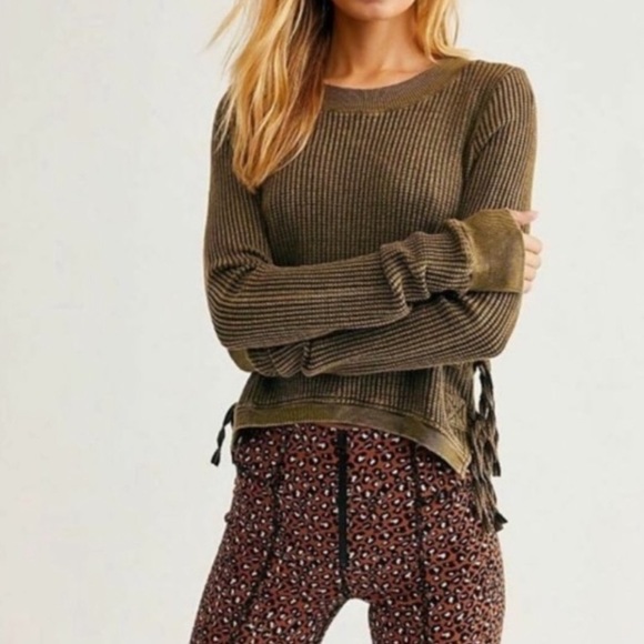 Free People Tops - Free people Interlaken cropped sweater